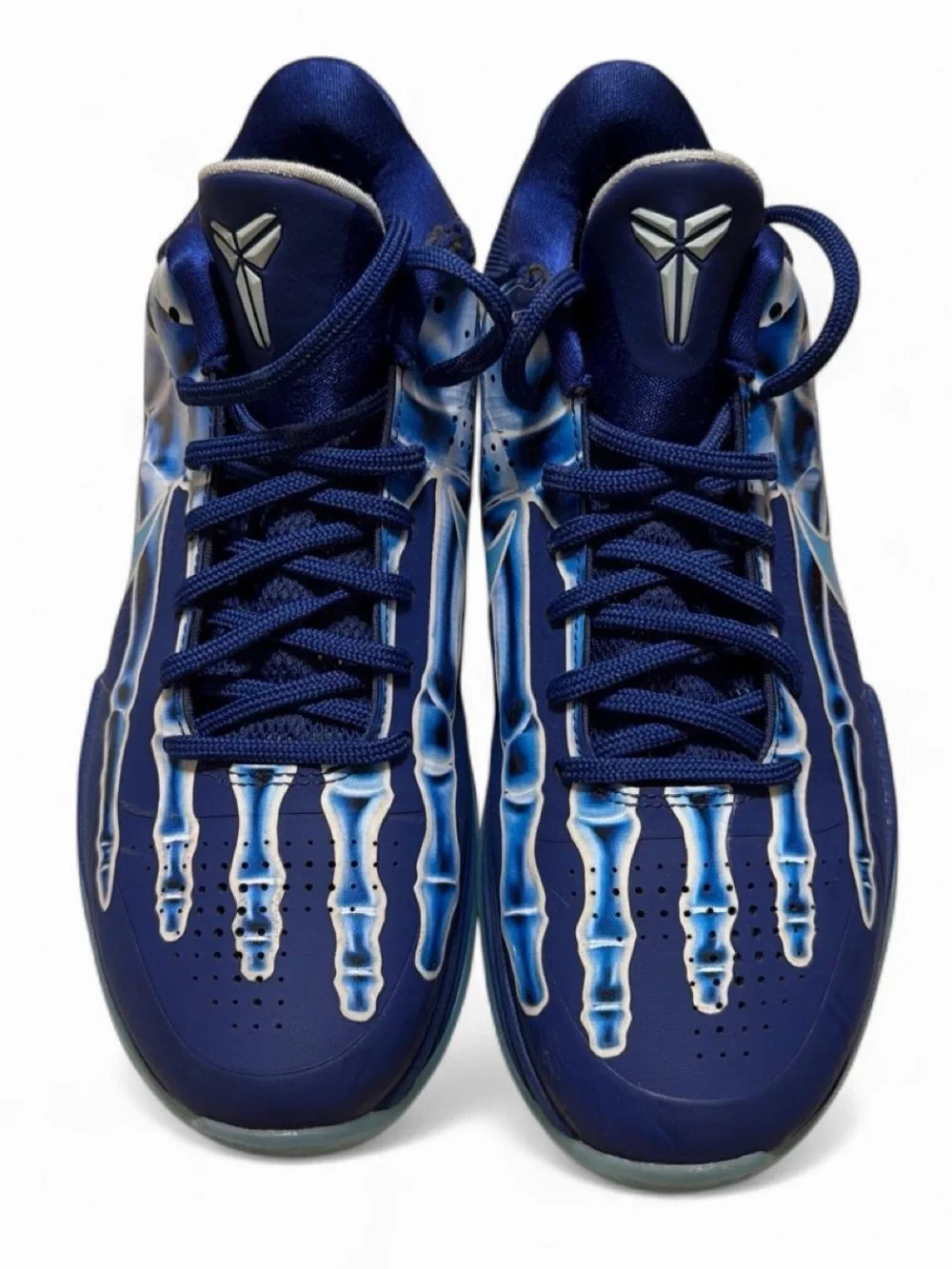 Kobe Bryant Nike Men’s Navy and Sky Blue Skeletal Graphic Sneakers